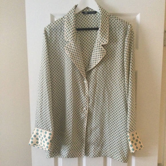 ZARA Blouse - Picture 1 of 6